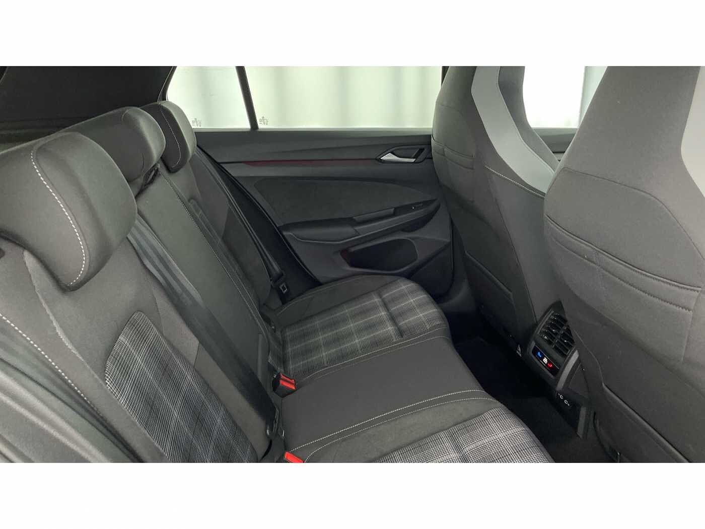 Volkswagen Golf GTD 2.0 TDI 200PS 7-speed DSG 5 Door