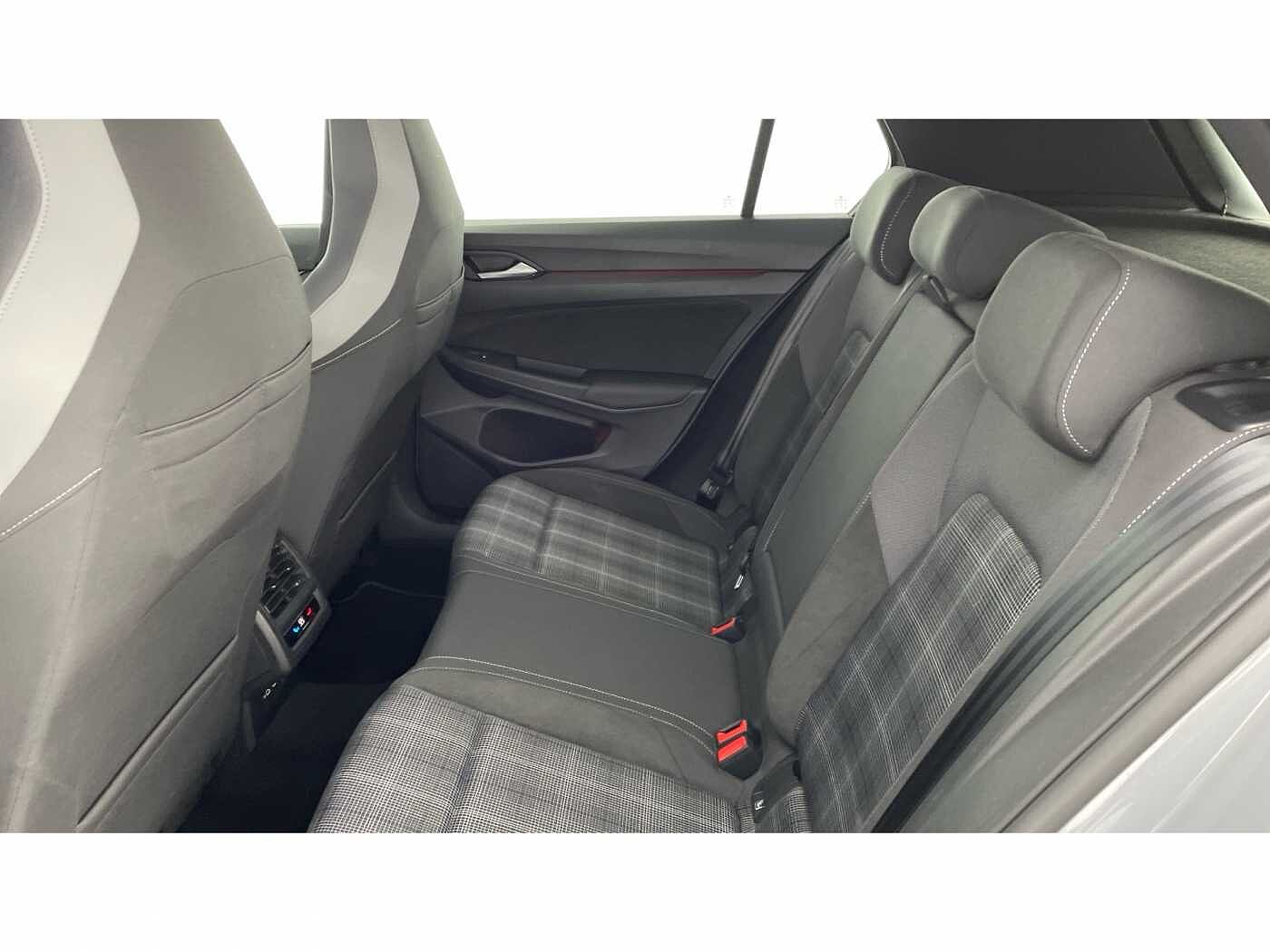 Volkswagen Golf GTD 2.0 TDI 200PS 7-speed DSG 5 Door