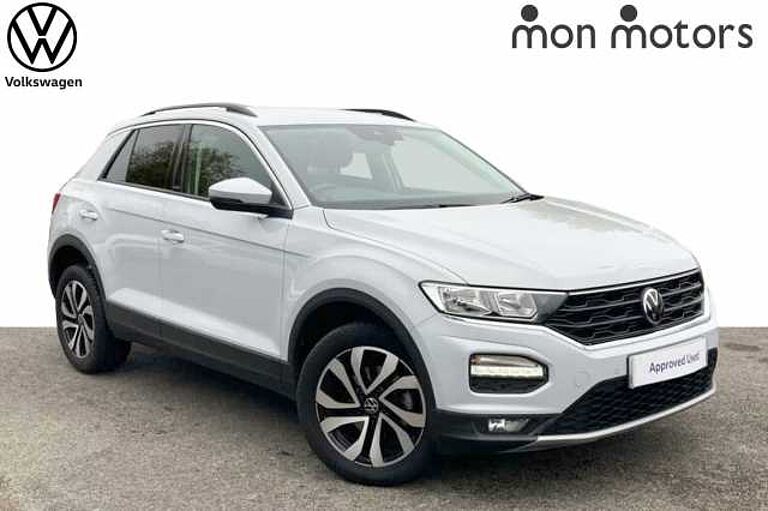 Volkswagen T-Roc Active 1.0 TSI 110PS 6-speed Manual 5 Door * KEYLESS ENTRY * REAR CAMERA *