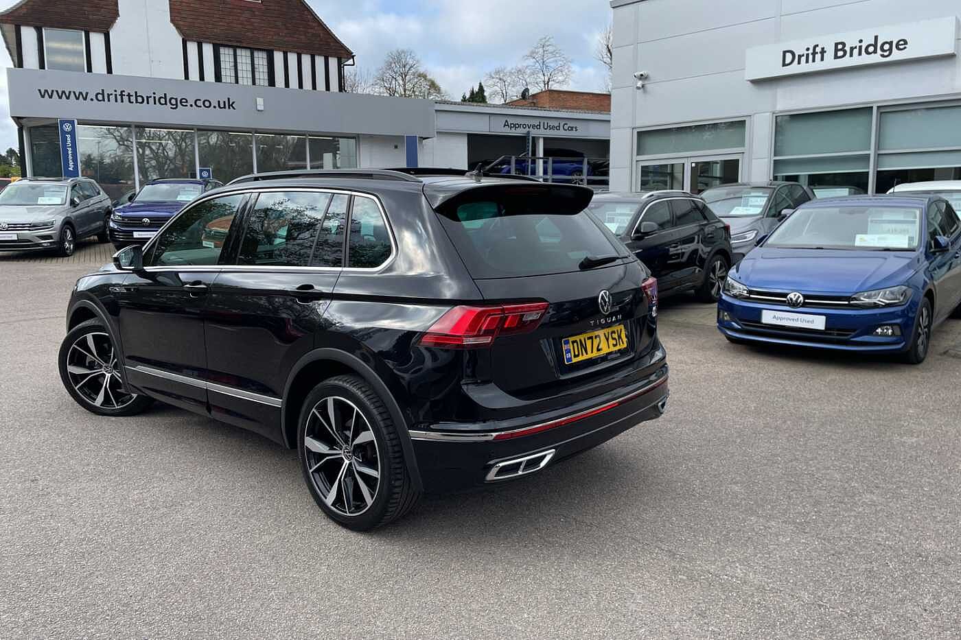Volkswagen Tiguan R-Line 2.0 TSI 190PS 7-speed DSG 4Motion 5 door