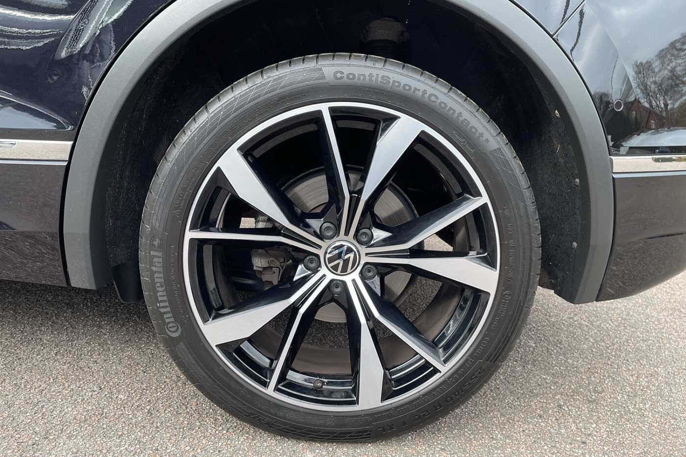 Volkswagen Tiguan R-Line 2.0 TSI 190PS 7-speed DSG 4Motion 5 door