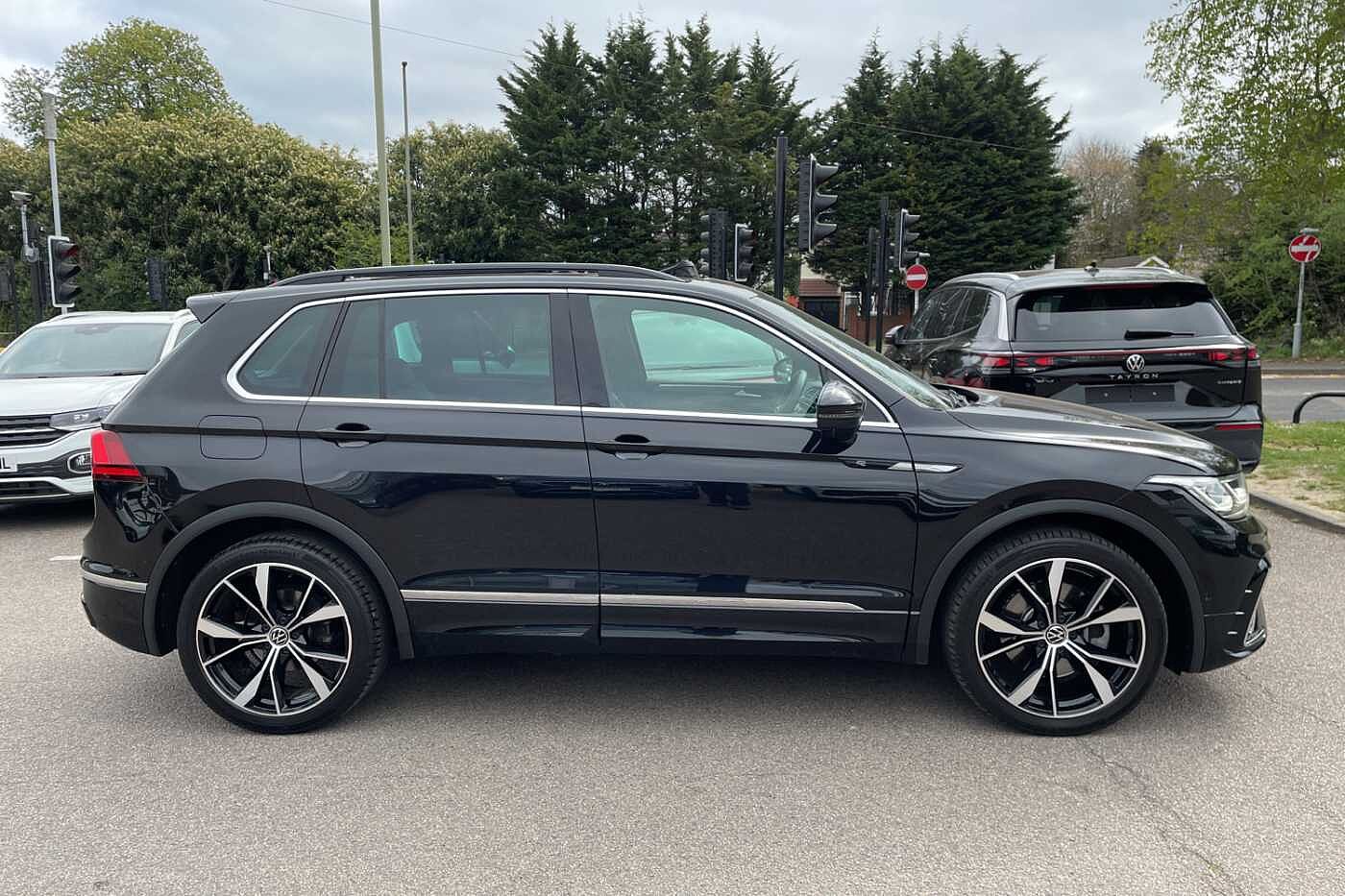 Volkswagen Tiguan R-Line 2.0 TSI 190PS 7-speed DSG 4Motion 5 door