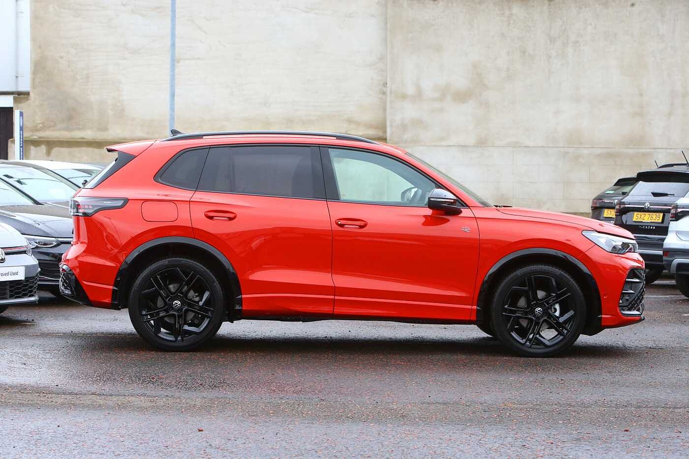 Volkswagen Tiguan R-Line Launch Edition 1.5 TSI 150PS DS 5 Dr