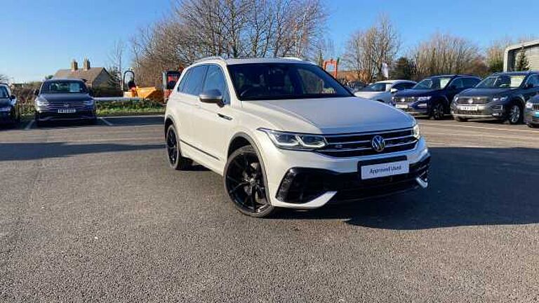 Volkswagen Tiguan PA R 2.0 TSI 320PS 7-speed DSG 4Motion 5 door