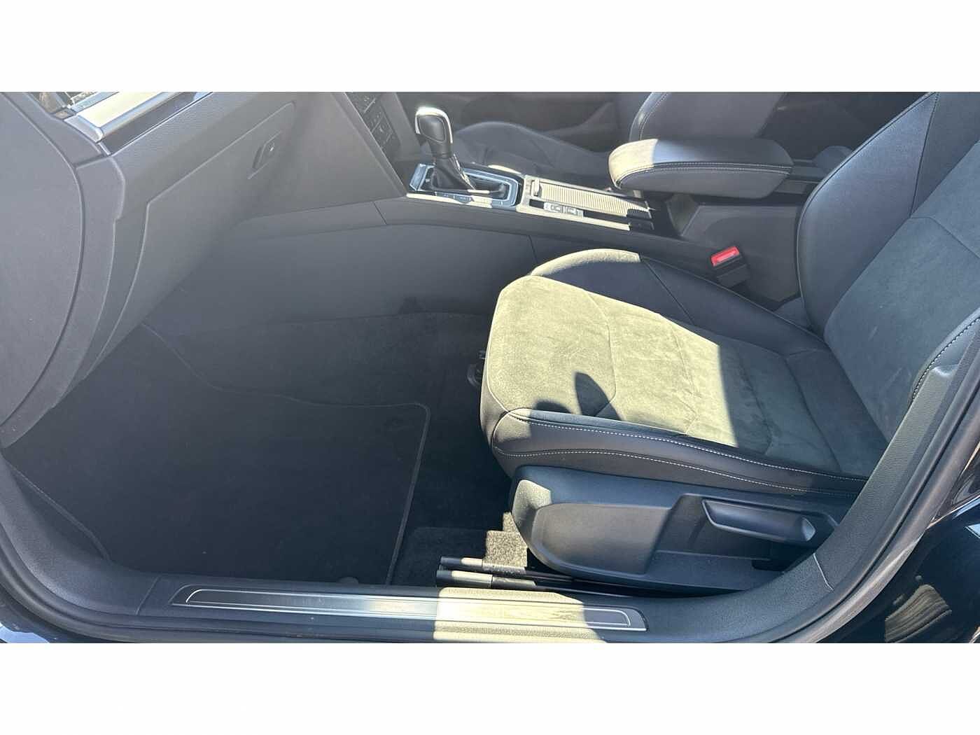 Volkswagen Arteon R-Line 2.0 TDI 200PS 4MOTION DSG