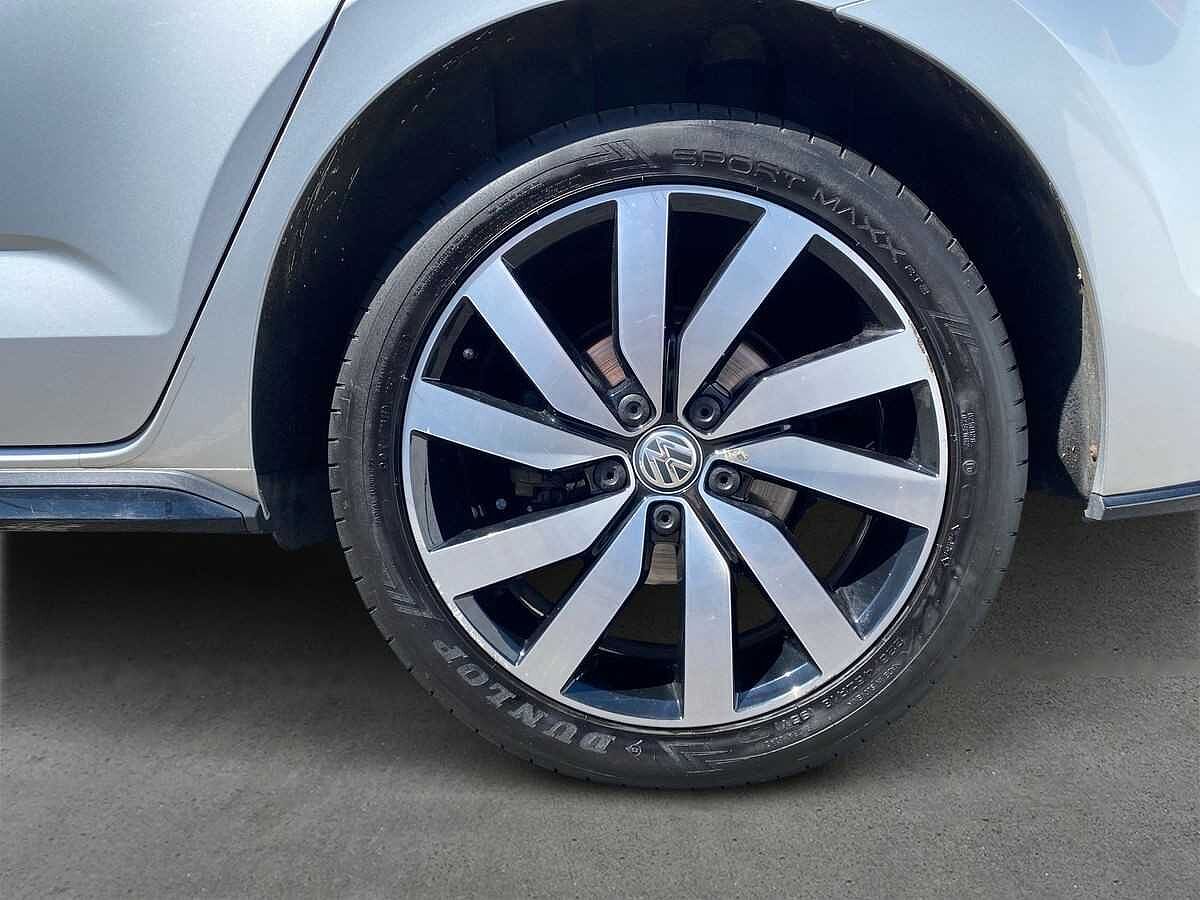 Volkswagen Touran 1.5 TSI EVO R-Line 5Dr DSG