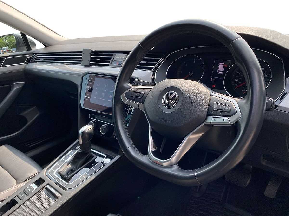 Volkswagen Passat 2.0 TDI SEL 190PS DSG Estate