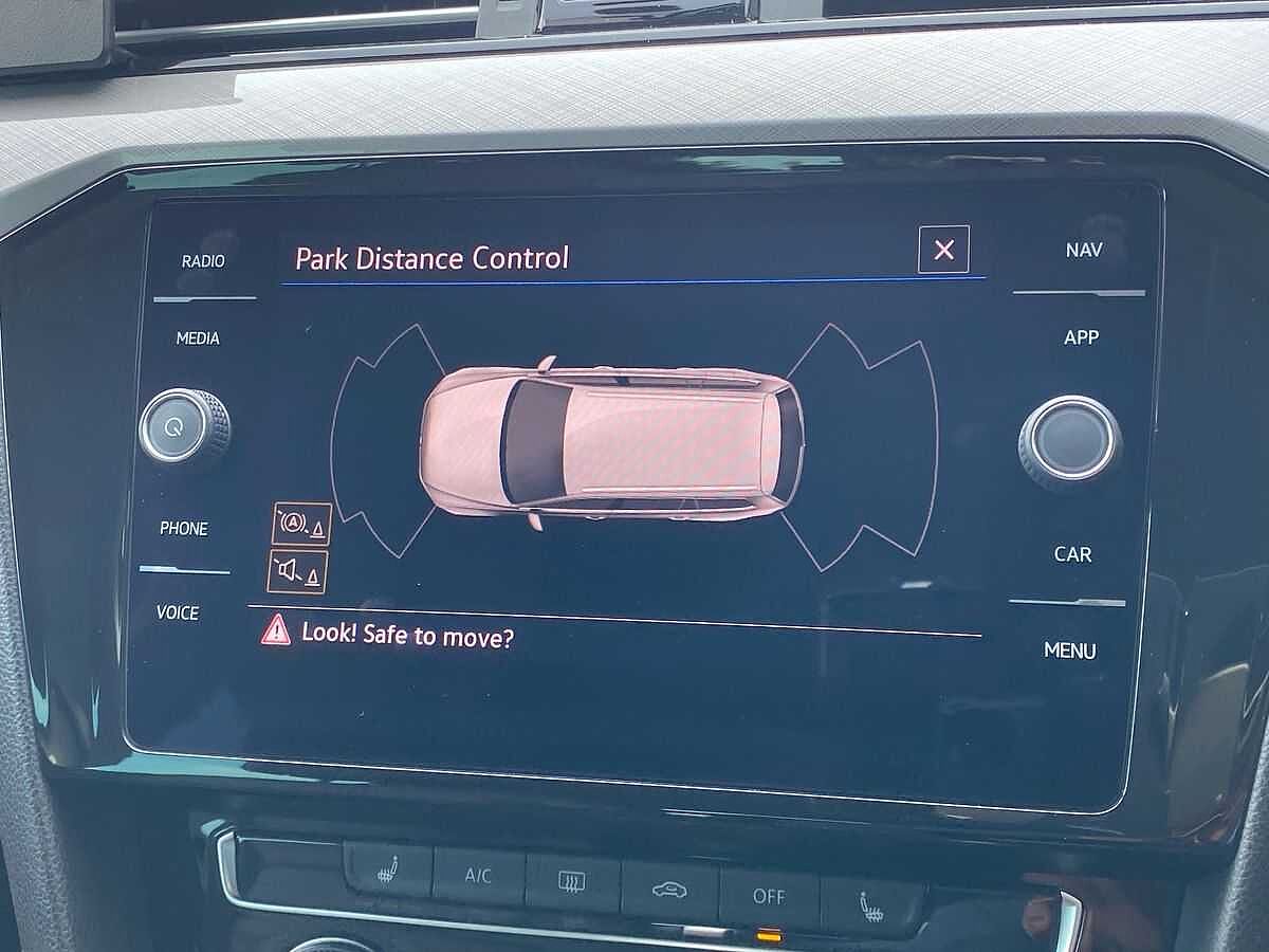 Volkswagen Passat 2.0 TDI SEL 190PS DSG Estate