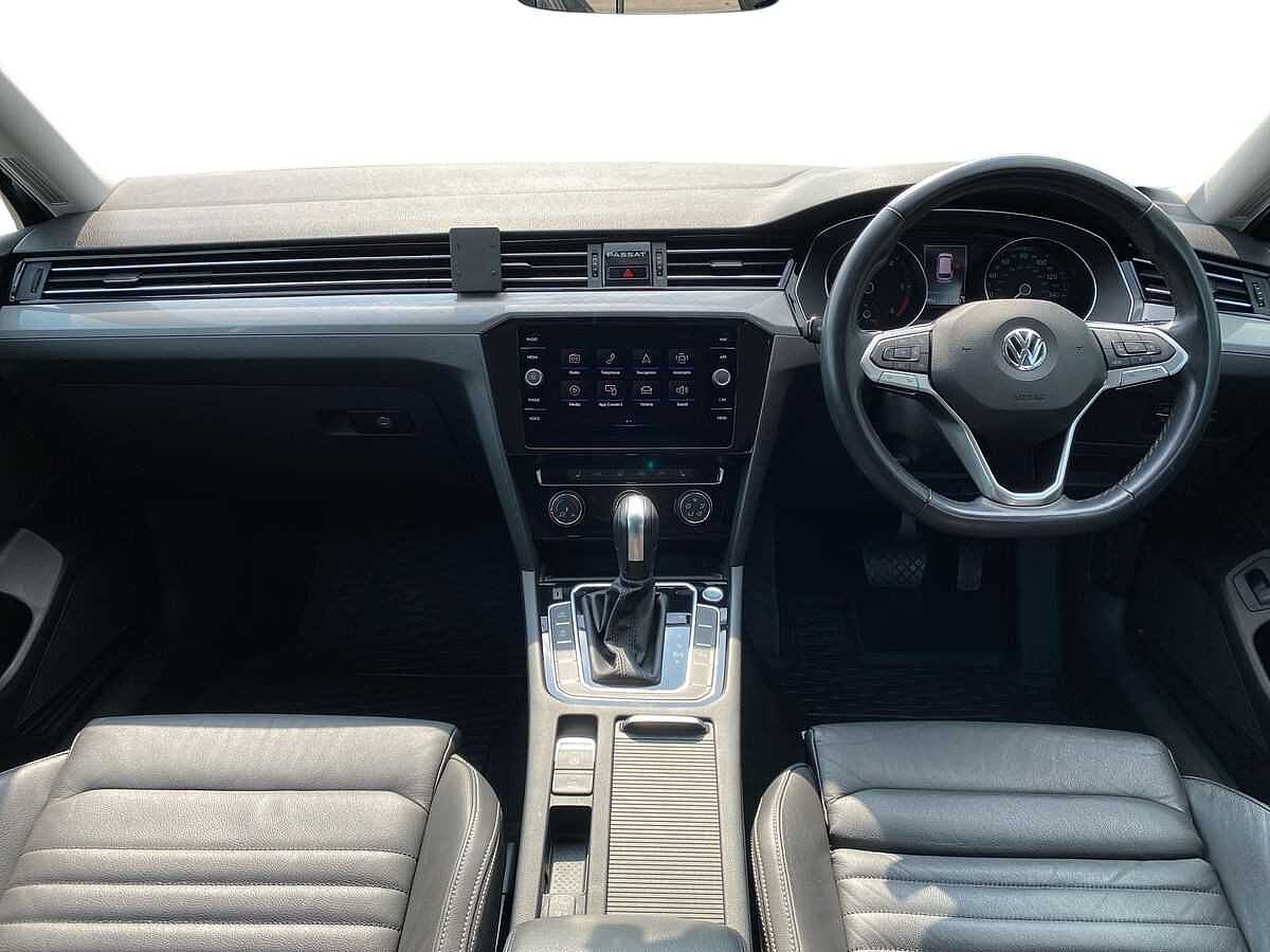 Volkswagen Passat 2.0 TDI SEL 190PS DSG Estate