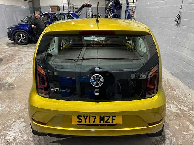 Volkswagen up!