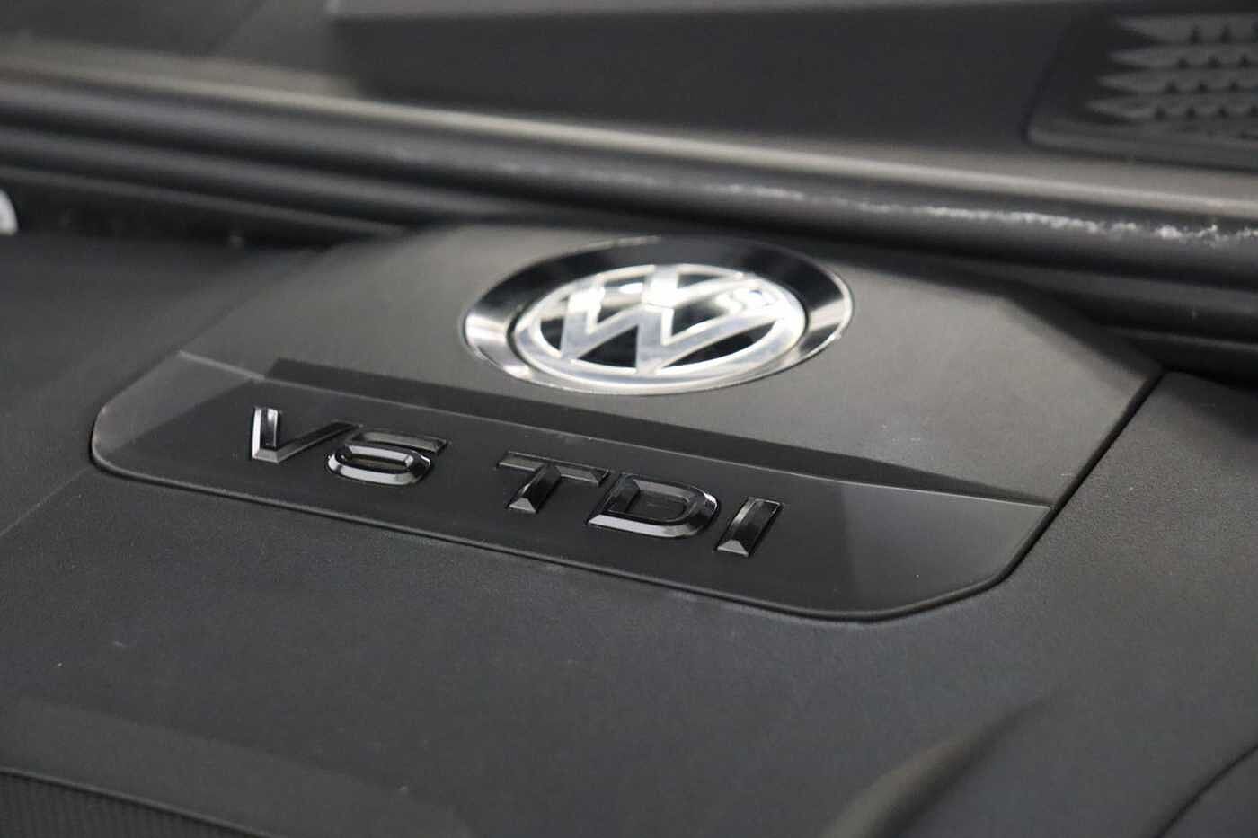 Volkswagen Touareg 3.0 V6 TDI 4Motion R-Line 5dr Tip Auto