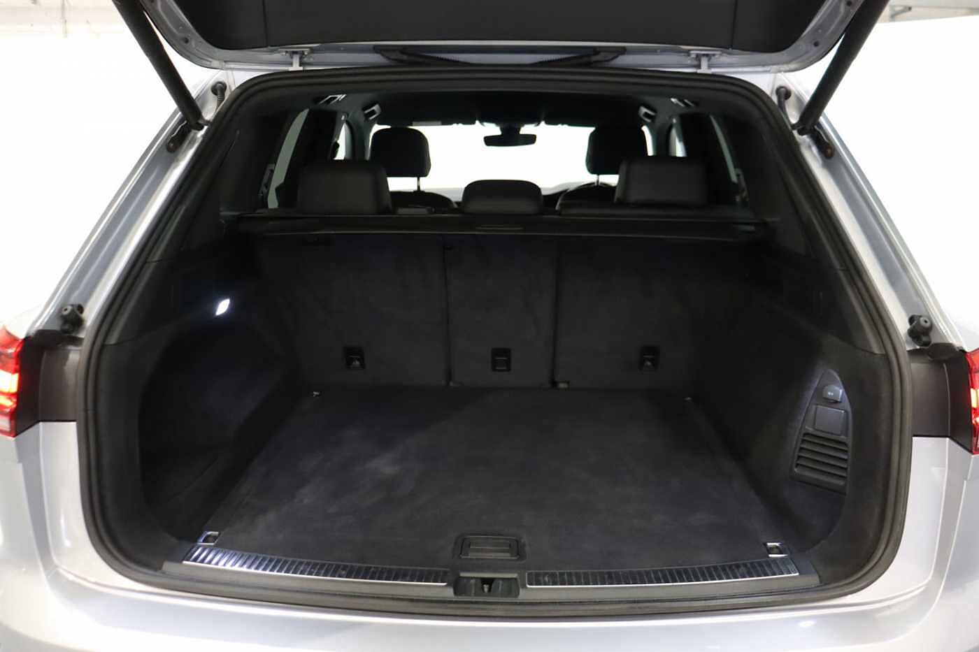 Volkswagen Touareg 3.0 V6 TDI 4Motion R-Line 5dr Tip Auto