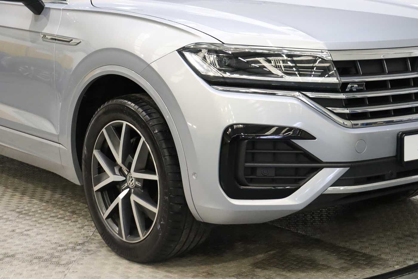 Volkswagen Touareg 3.0 V6 TDI 4Motion R-Line 5dr Tip Auto