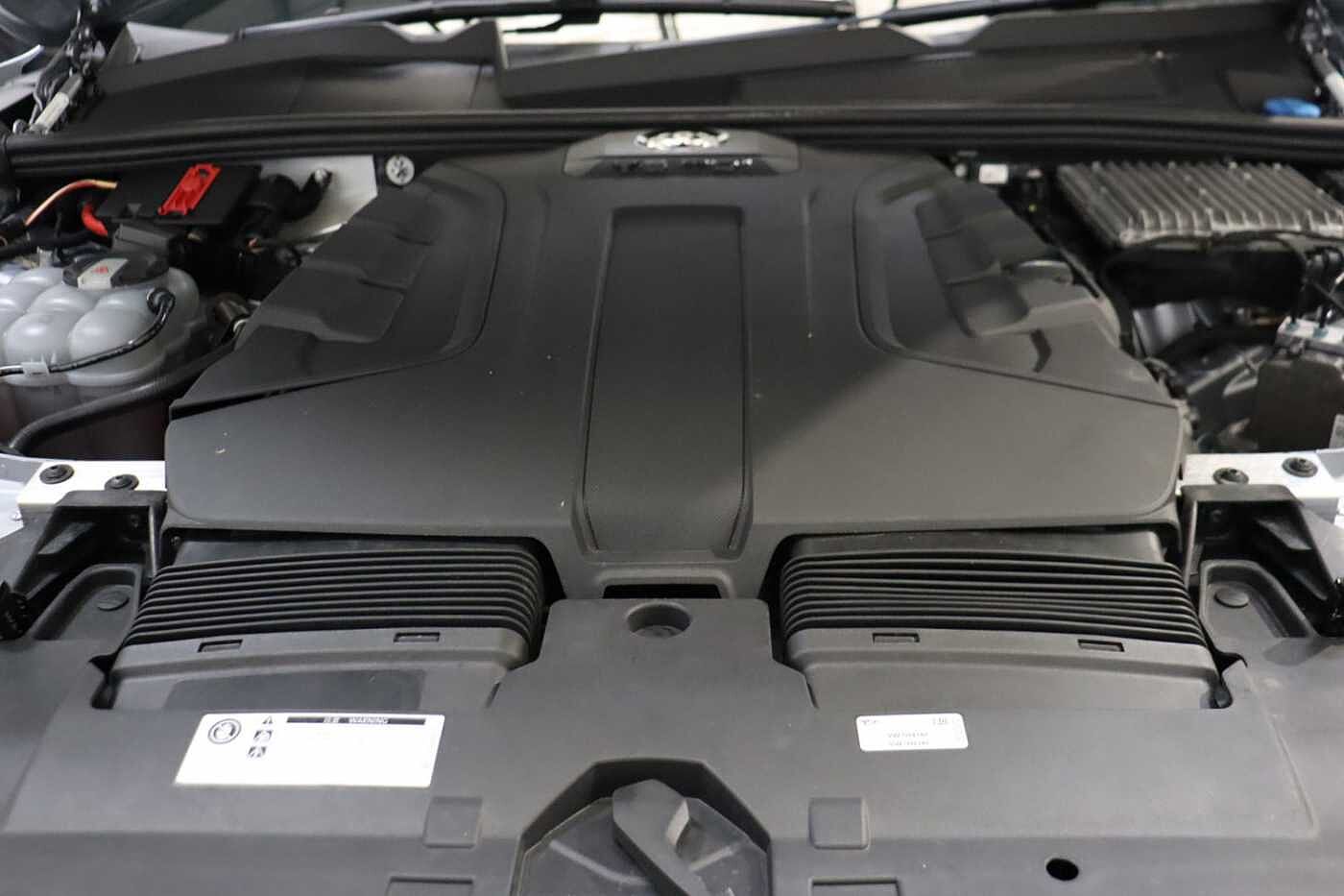 Volkswagen Touareg 3.0 V6 TDI 4Motion R-Line 5dr Tip Auto