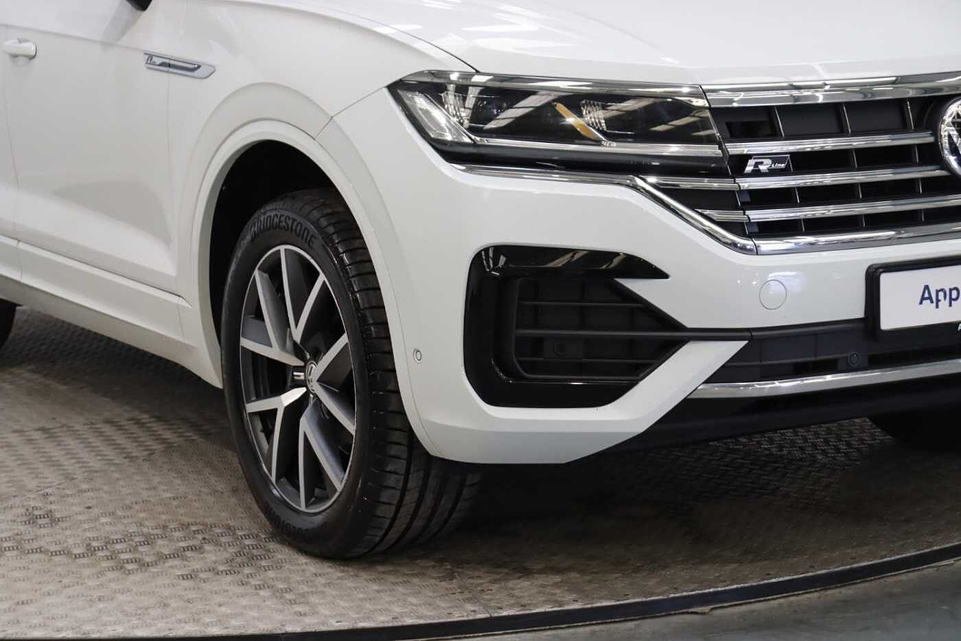 Volkswagen Touareg 3.0 V6 TDI 4Motion R-Line 5dr Tip Auto