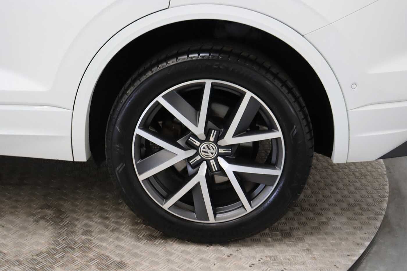 Volkswagen Touareg 3.0 V6 TDI 4Motion R-Line 5dr Tip Auto