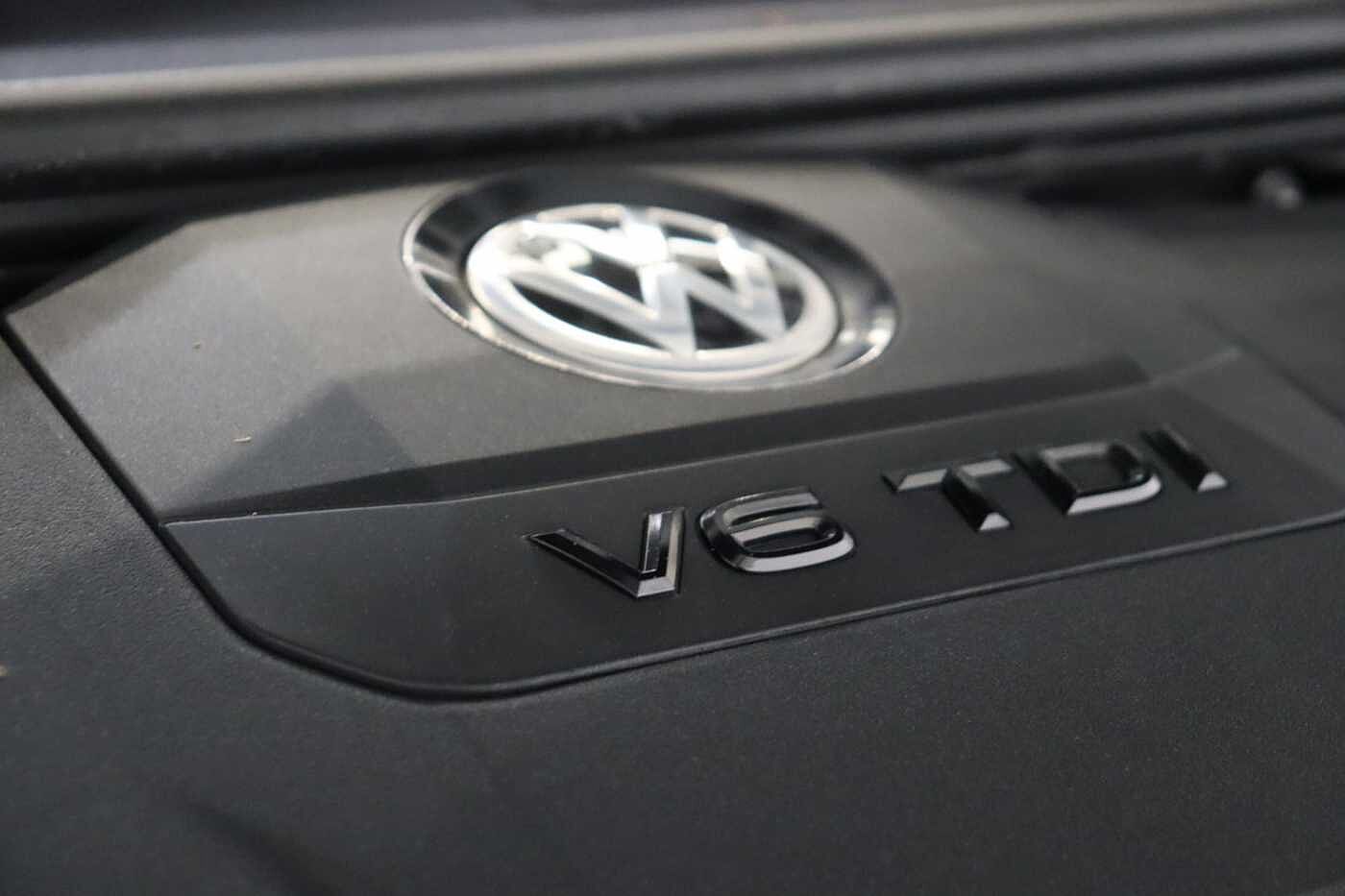 Volkswagen Touareg 3.0 V6 TDI 4Motion R-Line 5dr Tip Auto