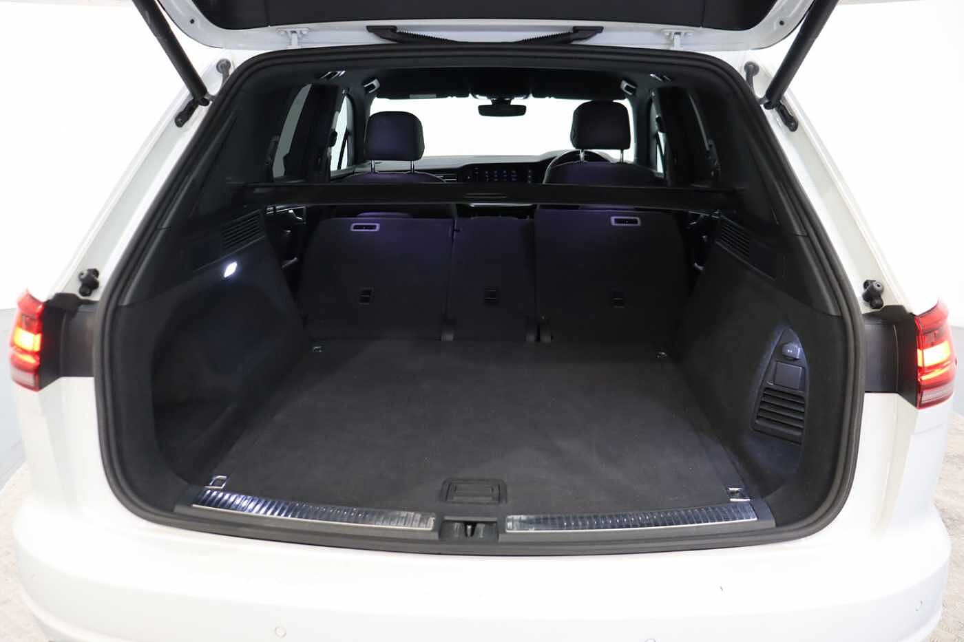 Volkswagen Touareg 3.0 V6 TDI 4Motion R-Line 5dr Tip Auto