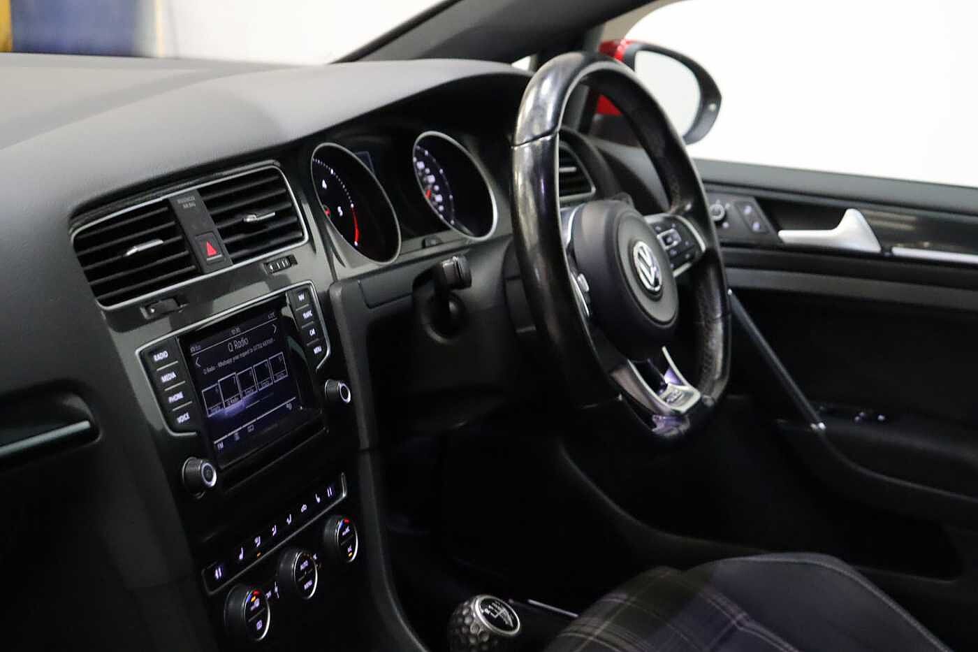 Volkswagen Golf 2.0 TDI GTD 5dr