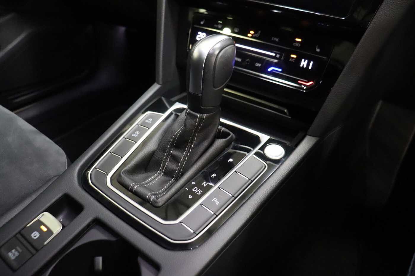 Volkswagen Arteon 2.0 TDI R-Line 5dr DSG