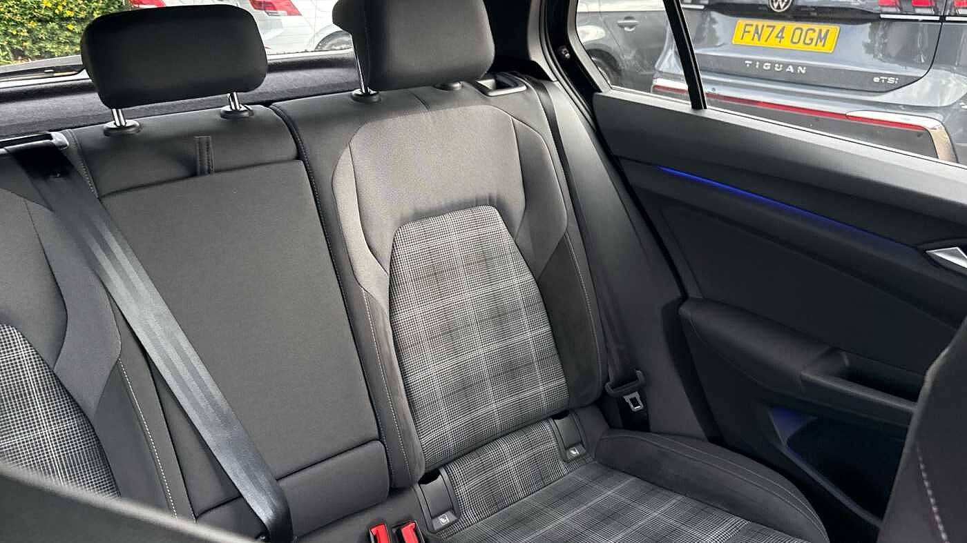 Volkswagen Golf GTD MK8 2.0 TDI 200PS DSG 5 Door