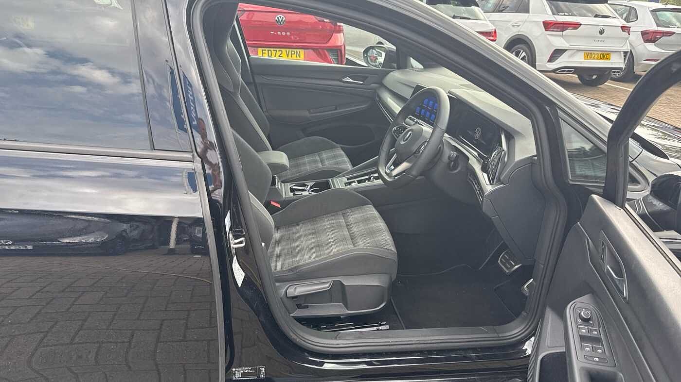 Volkswagen Golf GTD MK8 2.0 TDI 200PS DSG 5 Door