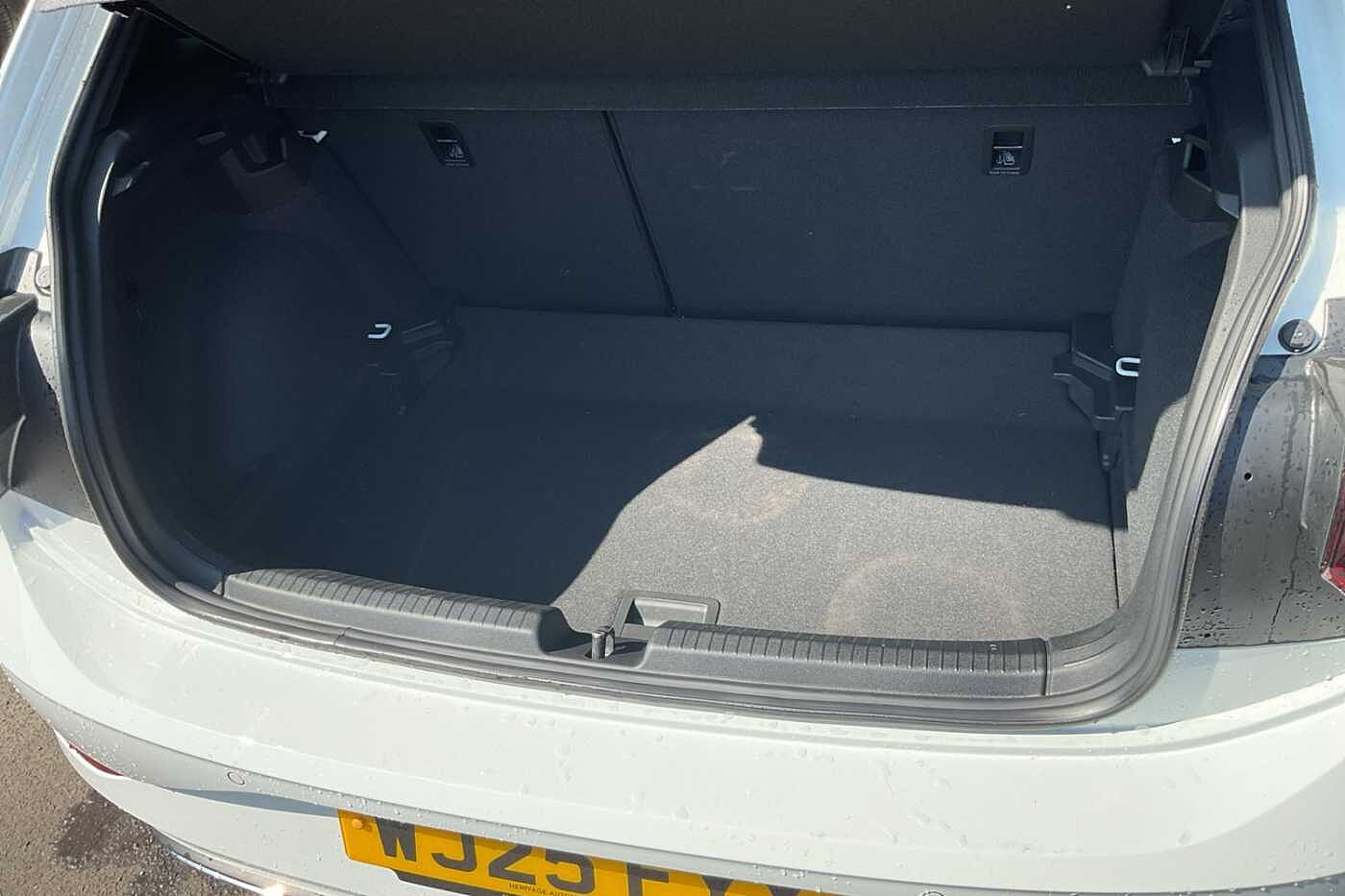 Volkswagen Polo 1.0 TSI (115ps) Black Edition DSG