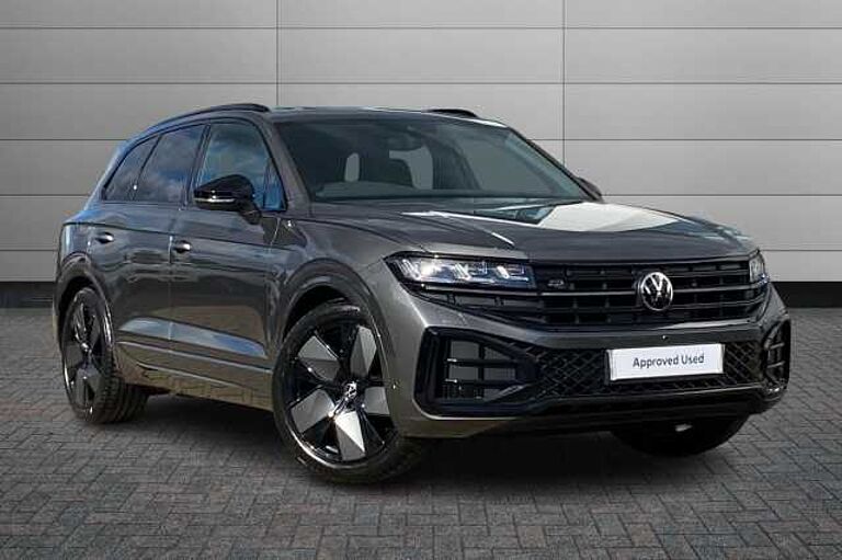 Volkswagen Touareg 3.0TDI (286ps) Black Edition 4Motion 5dr