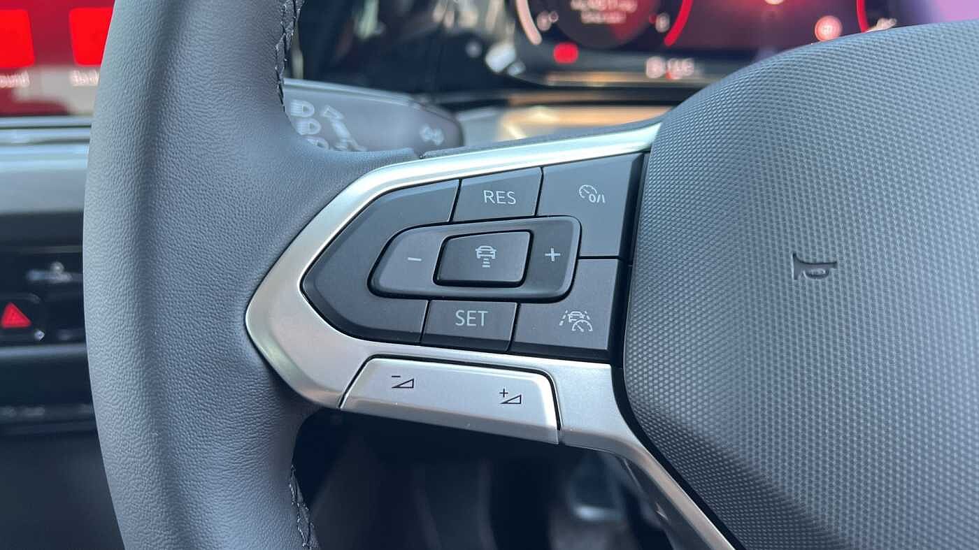 Volkswagen Golf MK8 Hatchback 5-Dr 1.5 TSI 130ps Style Ed EVO