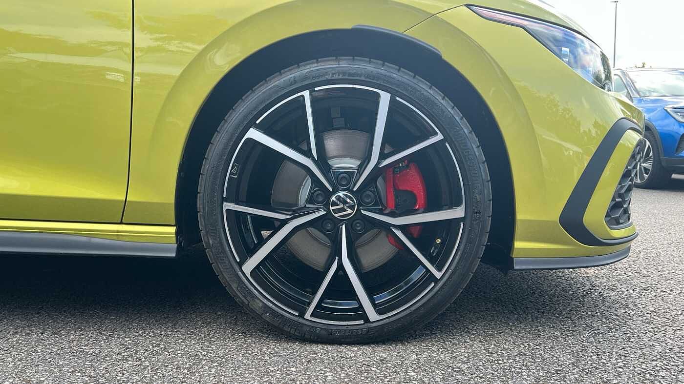 Volkswagen Golf 8 GTI 2.0 TSI 245PS 7-speed DSG 5 Door