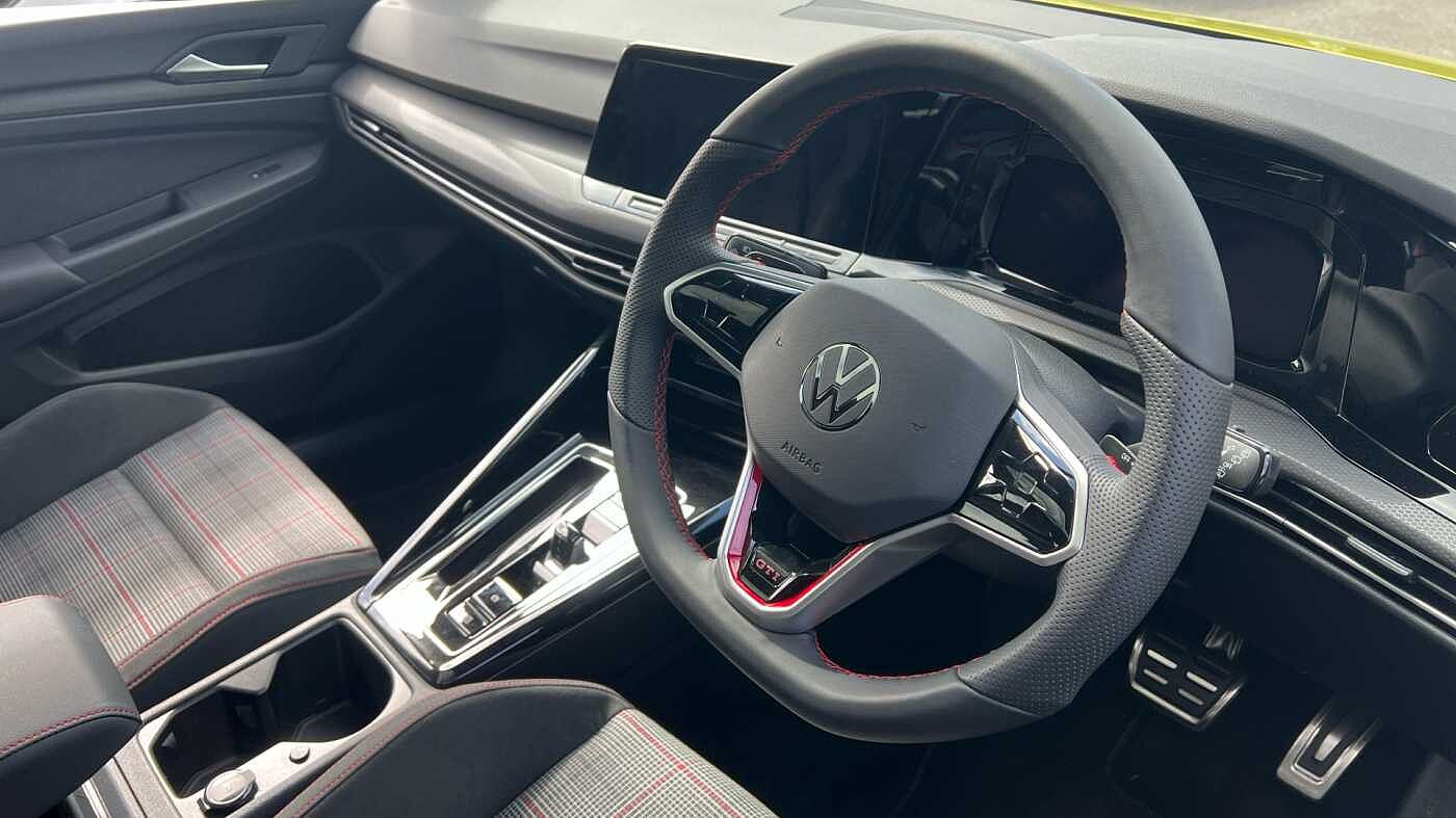 Volkswagen Golf 8 GTI 2.0 TSI 245PS 7-speed DSG 5 Door