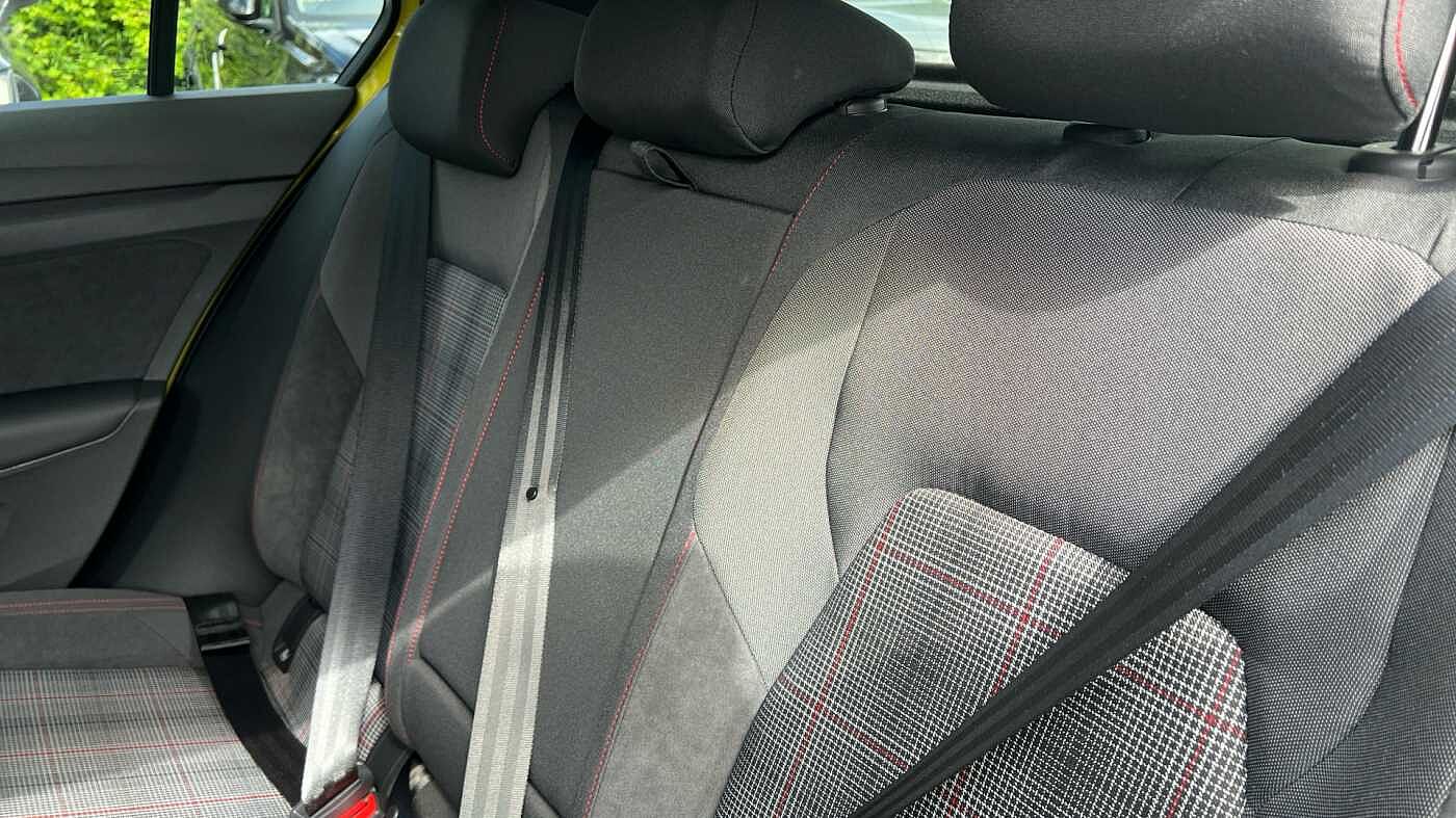 Volkswagen Golf 8 GTI 2.0 TSI 245PS 7-speed DSG 5 Door