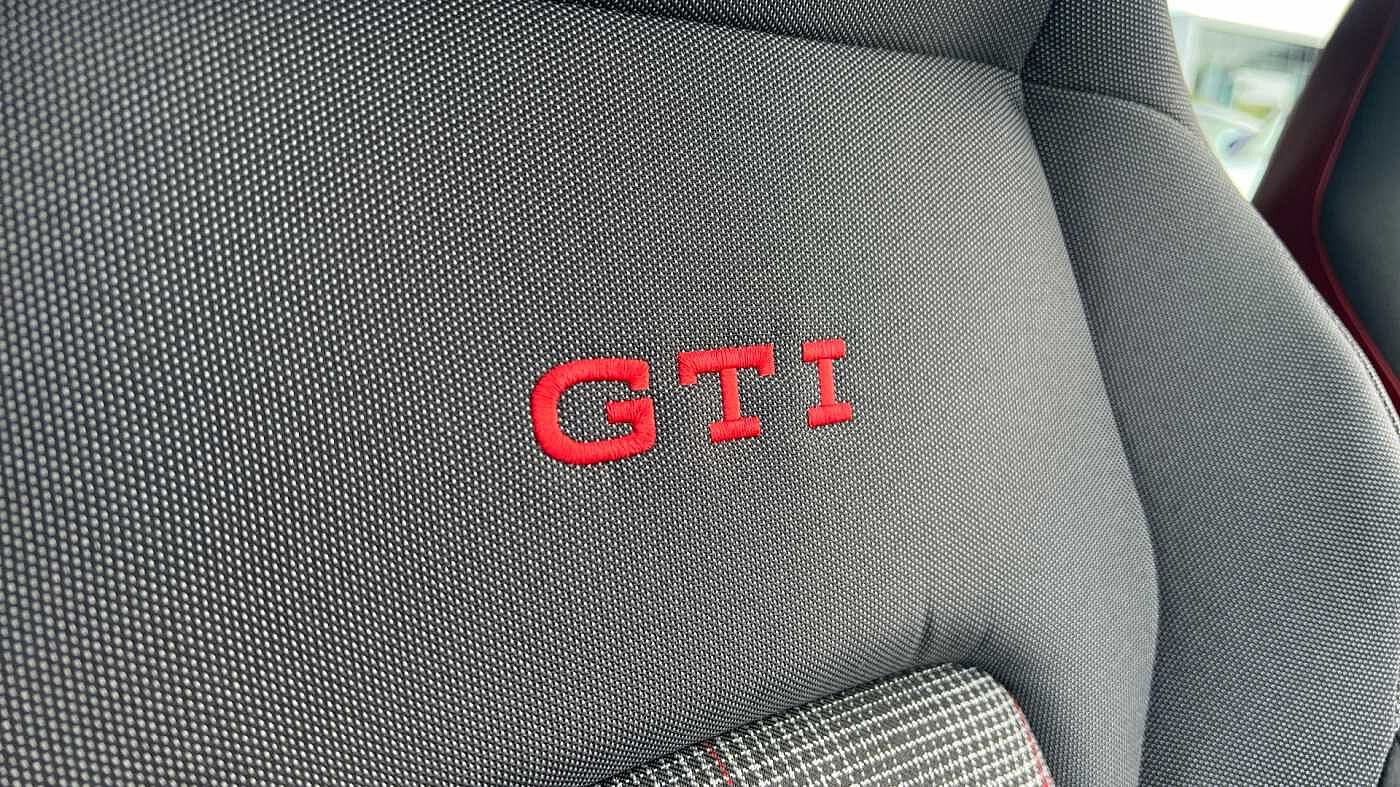 Volkswagen Golf 8 GTI 2.0 TSI 245PS 7-speed DSG 5 Door