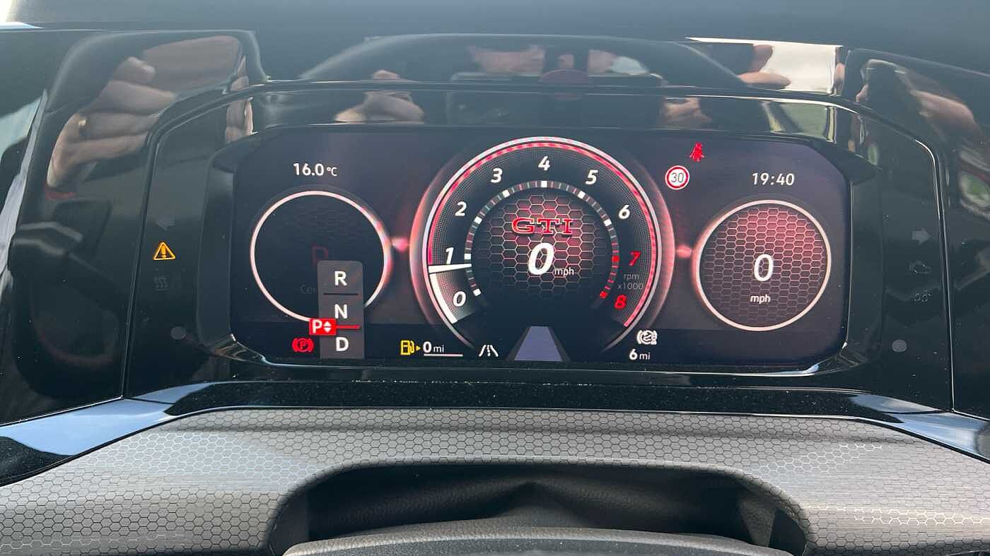 Volkswagen Golf 8 GTI 2.0 TSI 245PS 7-speed DSG 5 Door