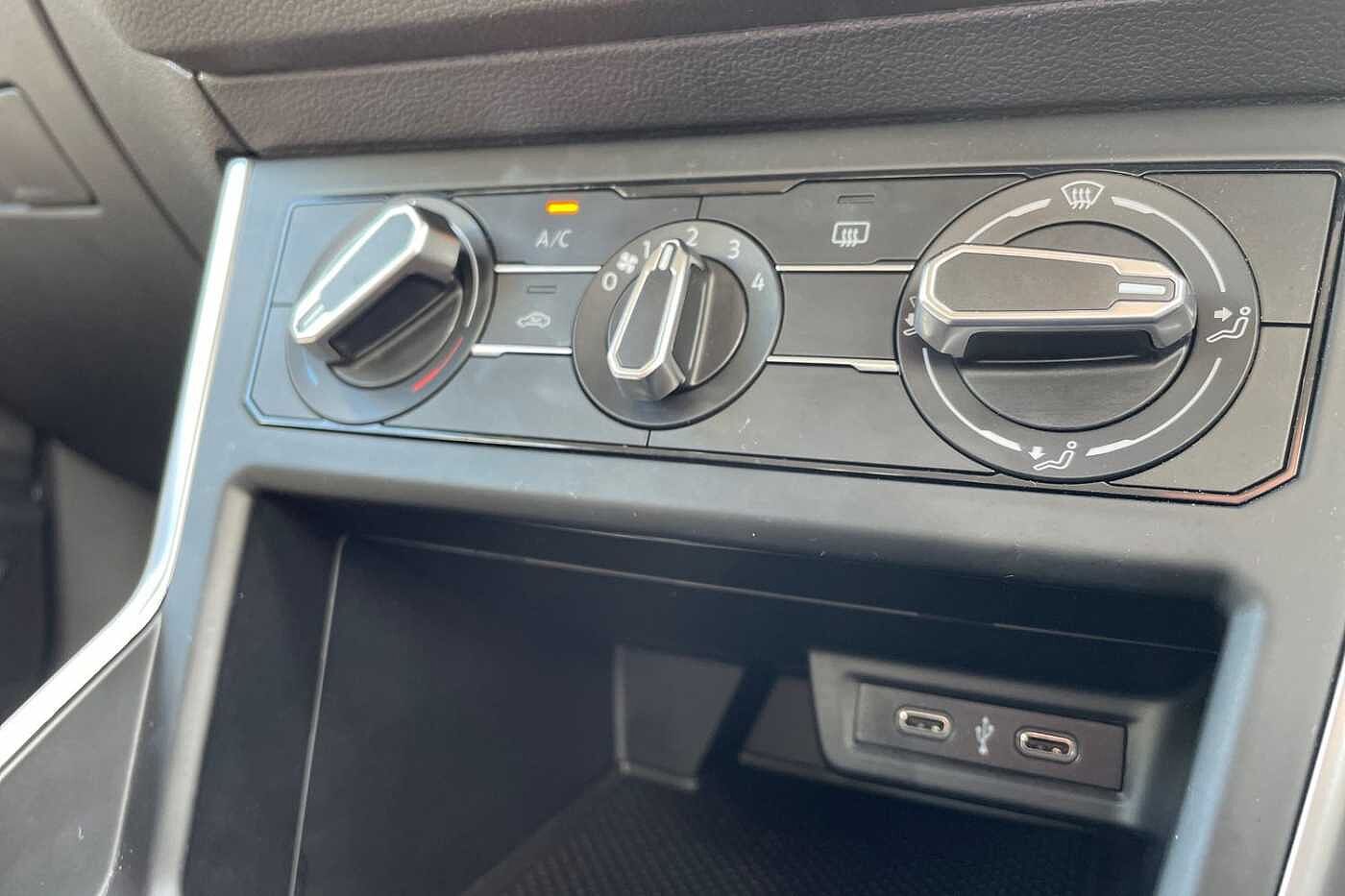 Volkswagen Polo MK6 Facelift (2021) 1.0 TSI 95PS Life