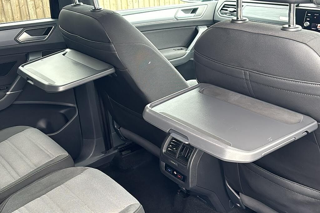 Volkswagen Touran MPV 1.5 TSI R-Line EVO 150ps DSG