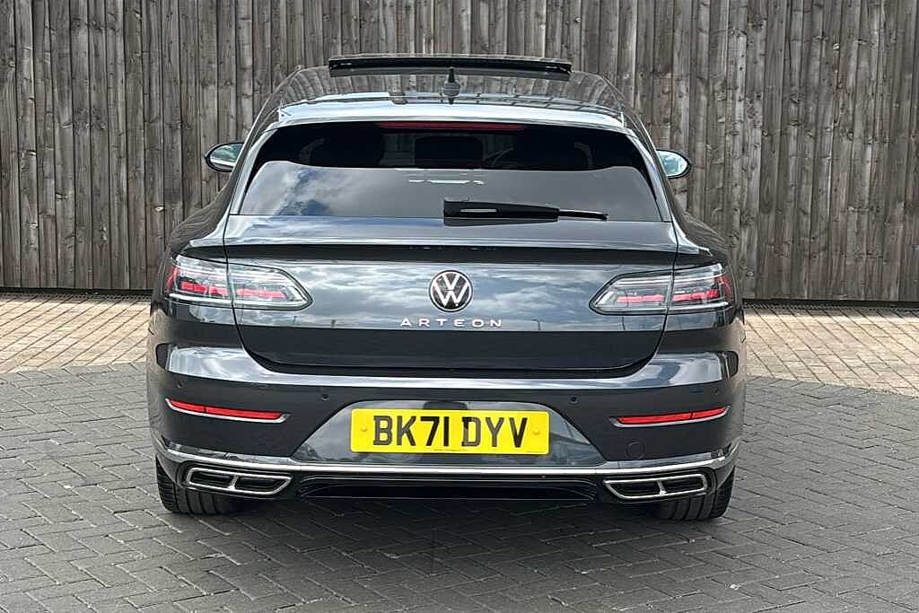 Volkswagen Arteon Shooting Brake R-Line 2.0 TDI 150PS DSG