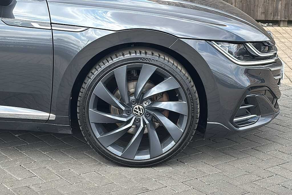 Volkswagen Arteon Shooting Brake R-Line 2.0 TDI 150PS DSG