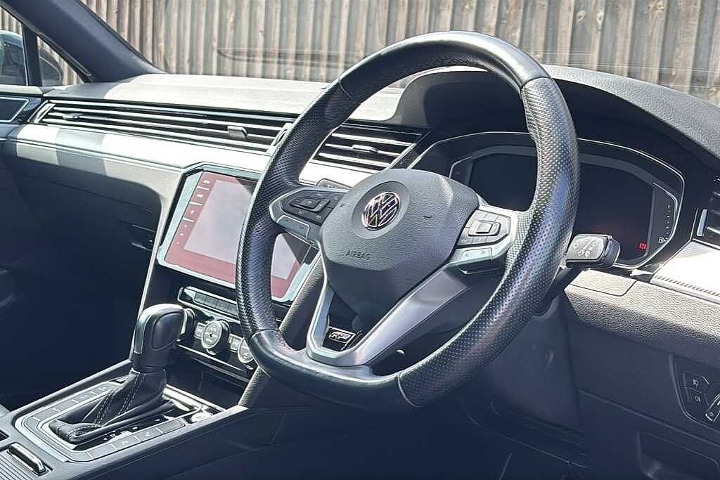 Volkswagen Passat 2.0 BiTDI SCR 240 R-Line 4MOTION 5dr DSG