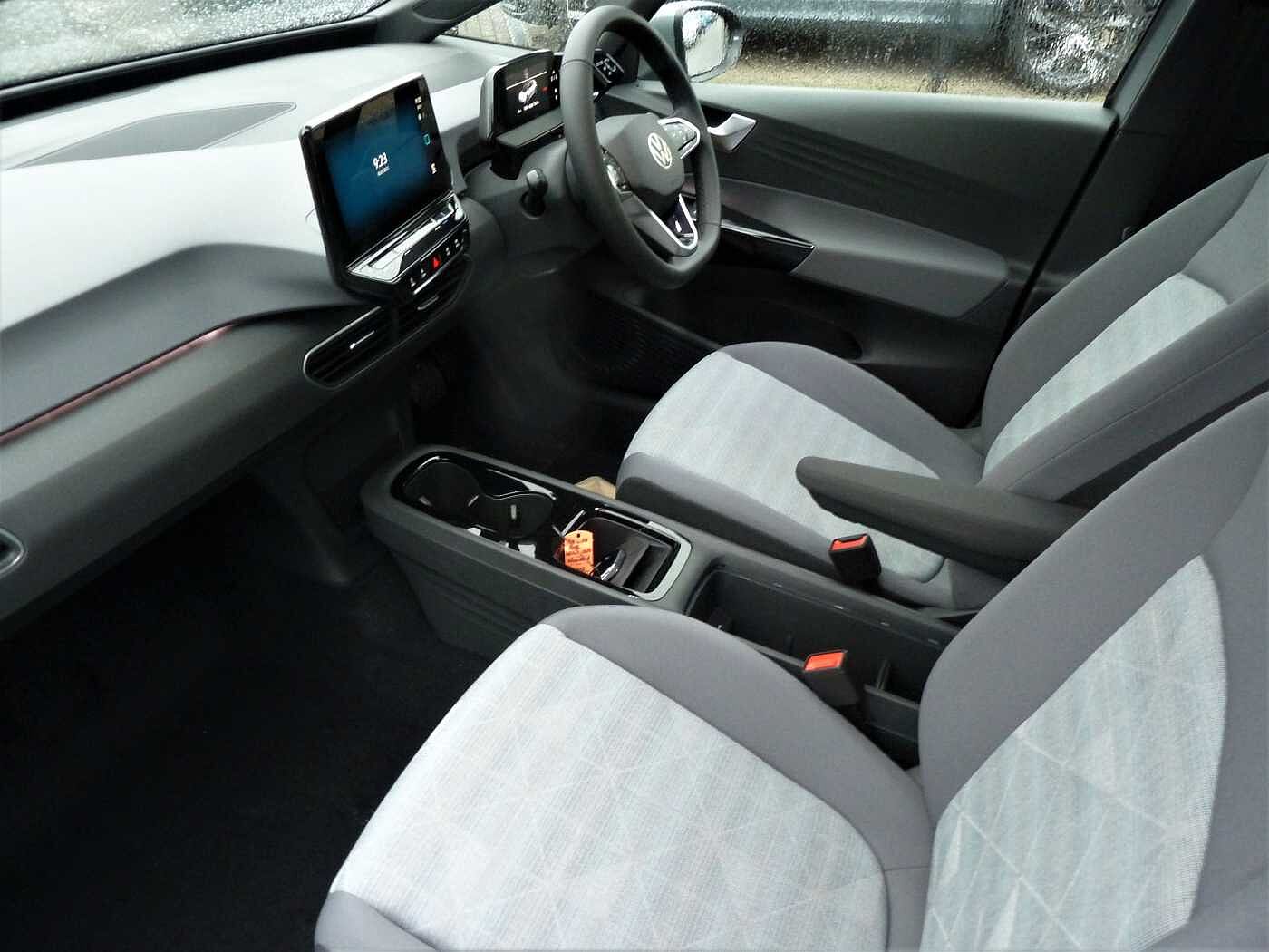 Volkswagen ID.3 Life 45kWh Pure Performance 150PS Automatic 5 Dr
