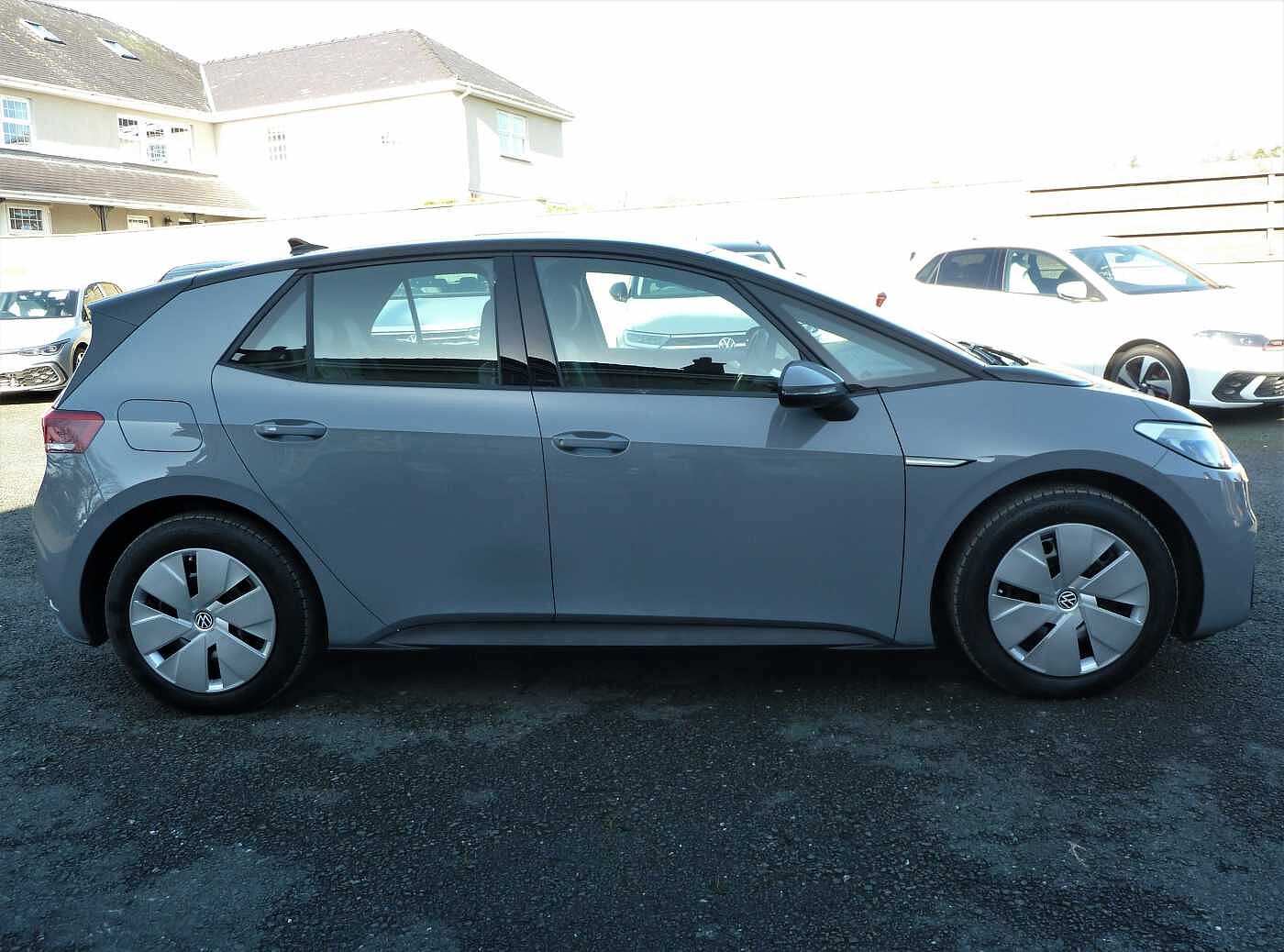 Volkswagen ID.3 Life 45kWh Pure Performance 150PS Automatic 5 Dr
