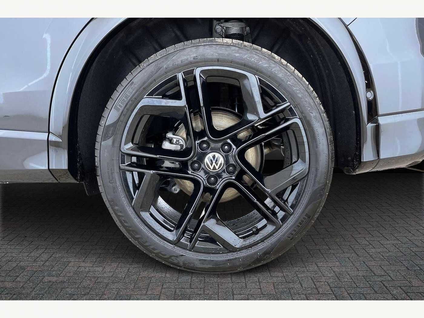 Volkswagen Tiguan 2.0 TDI R-Line SUV 5dr Diesel DSG Euro 6 (s/s) (150 ps)