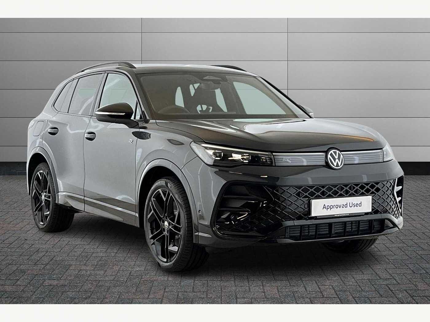 Volkswagen Tiguan 2.0 TDI R-Line SUV 5dr Diesel DSG Euro 6 (s/s) (150 ps)