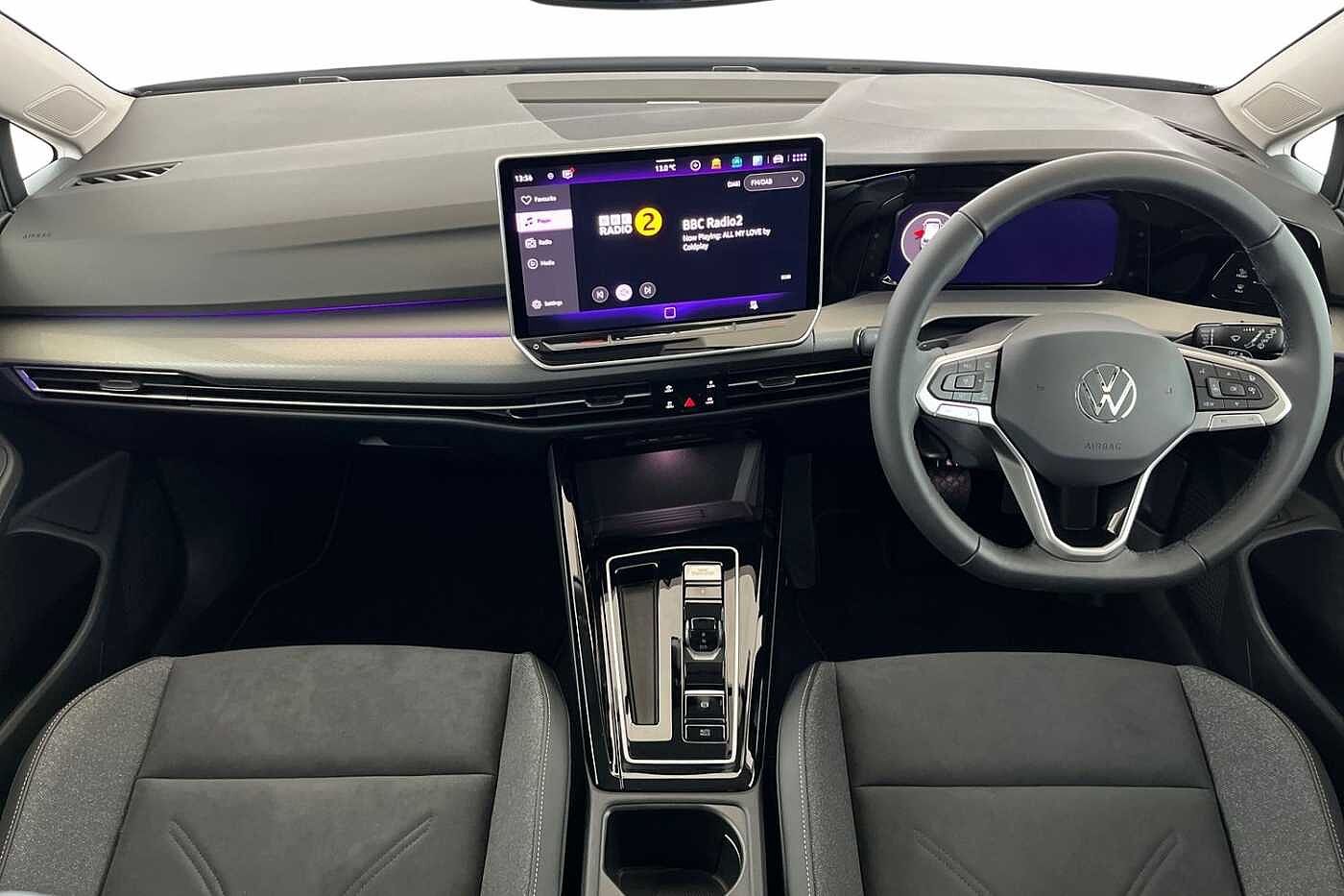 Volkswagen Golf 1.5 TSI eHybrid 19.7kWh Style Hatchback 5dr Petrol Plug-in Hybrid DSG Euro 6 (s/