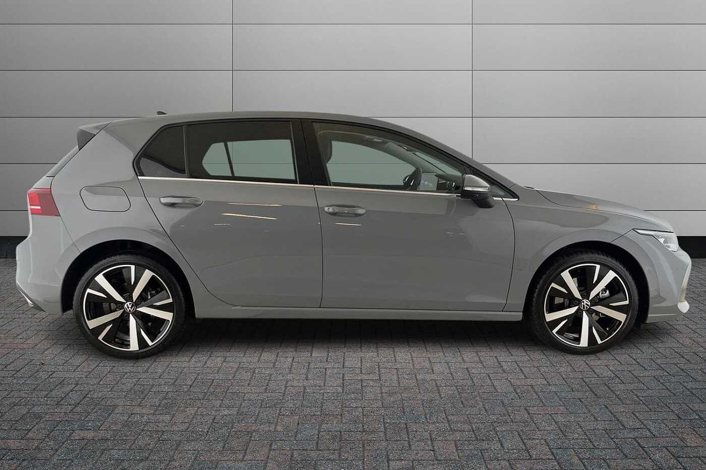 Volkswagen Golf 1.5 TSI eHybrid 19.7kWh Style Hatchback 5dr Petrol Plug-in Hybrid DSG Euro 6 (s/