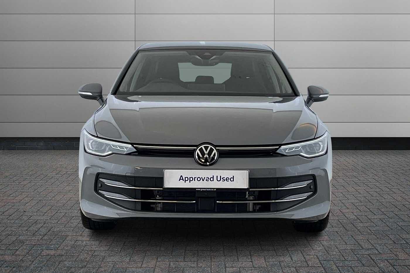 Volkswagen Golf 1.5 TSI eHybrid 19.7kWh Style Hatchback 5dr Petrol Plug-in Hybrid DSG Euro 6 (s/