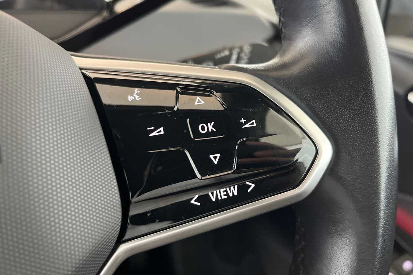Volkswagen ID.3 Pro Performance 58kWh Life Hatchback 5dr Electric Auto (204 ps)