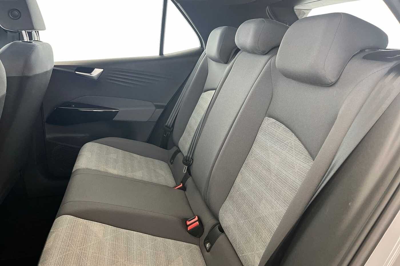 Volkswagen ID.3 Pro Performance 58kWh Life Hatchback 5dr Electric Auto (204 ps)