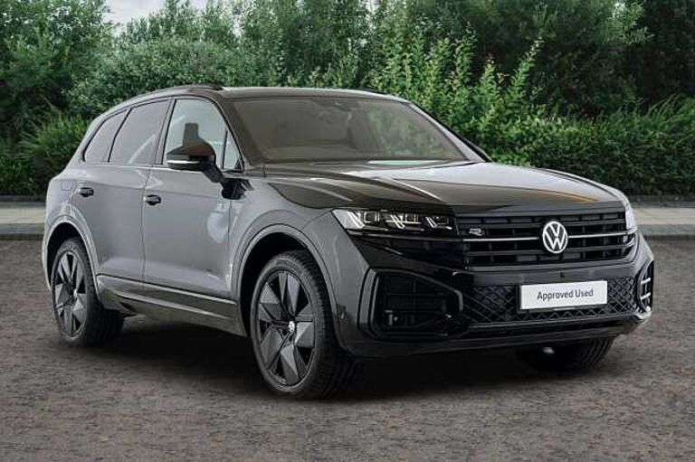 Volkswagen Touareg 3.0 TDI V6 Black Edition SUV 5dr Diesel Tiptronic 4Motion Euro 6 (s/s) (286 ps)
