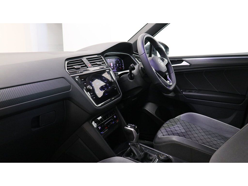 Volkswagen Tiguan R-Line 2.0 TDI 150PS 7-Speed DSG 4Motion 5 Door